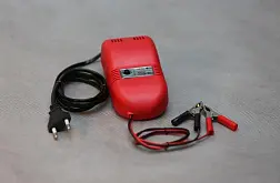 Зарядное устройство Сонар МОТО 205.08-12 (220В)