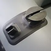 Якорный рым с направляющей