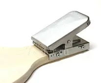 Доска для чистки рыбы с зажимом